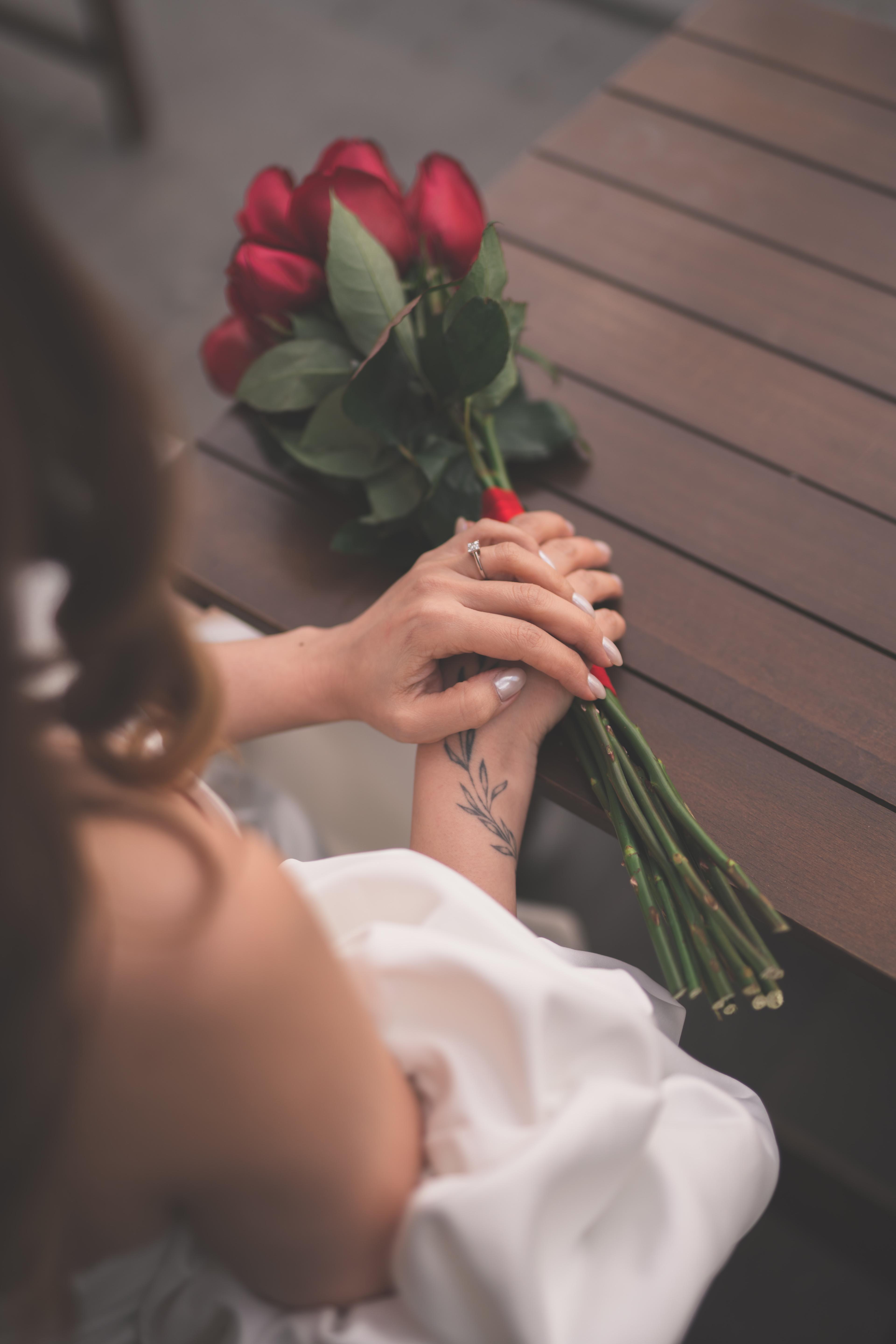 top view of right side of bride with roses